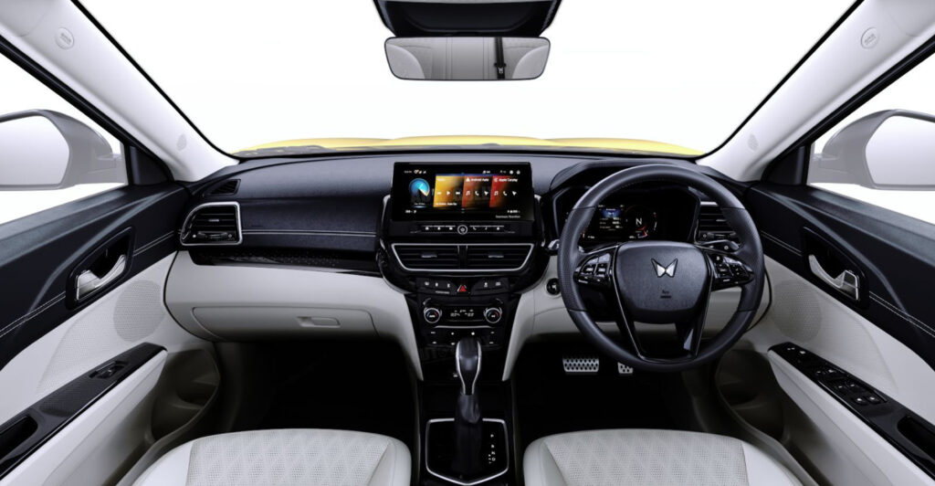 Interior & Features: Premium Comfort